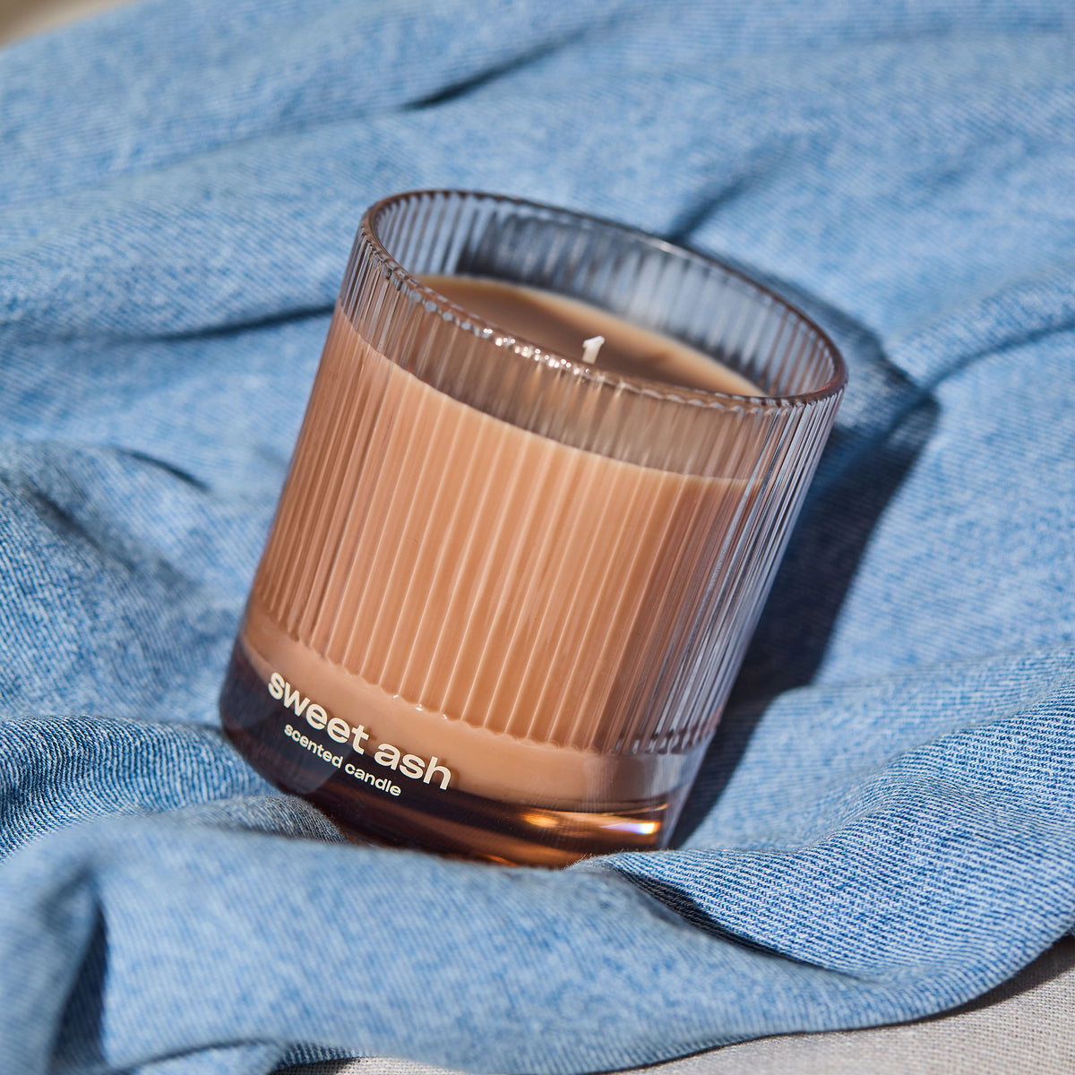 Sweet Ash Candle - Image 3