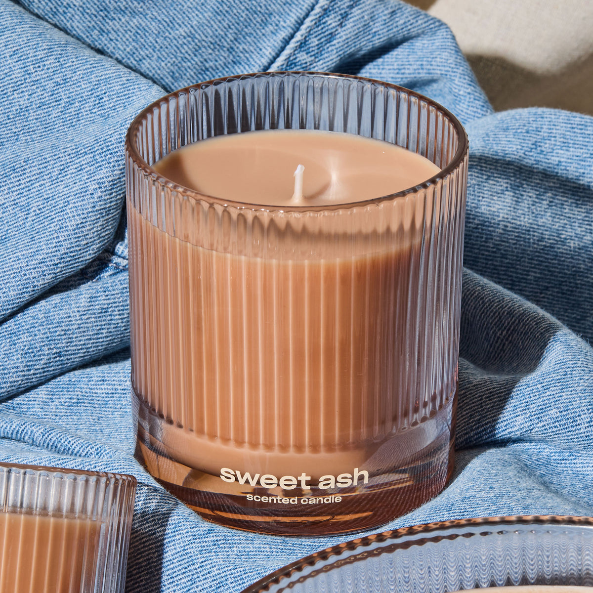 Sweet Ash Candle - Image 4
